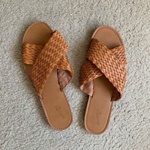 Universal Thread Woven Sandals
